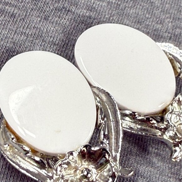 Vintage Silver-Tone Clip-On Earrings With Floral Design & White Oval Accents - Picture 16 of 16